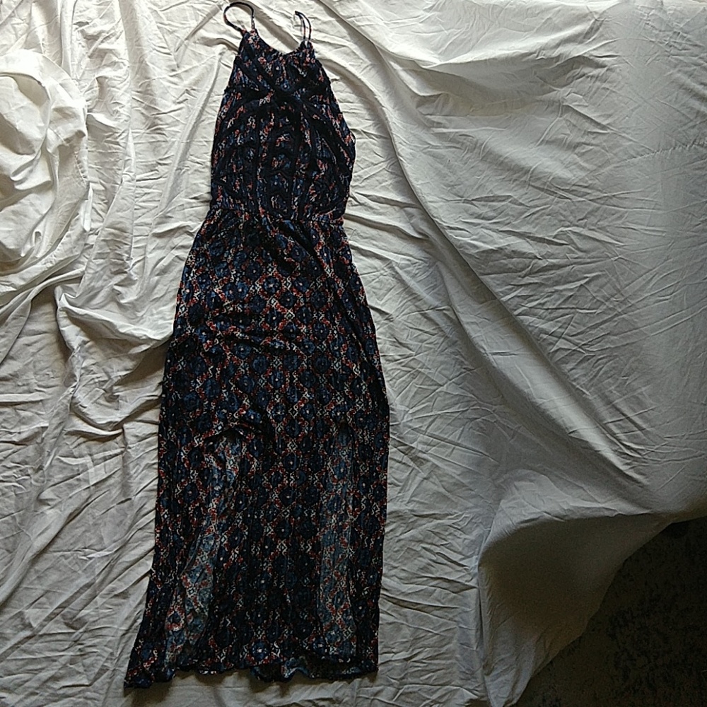 Patterned hig neck tie waist maxi